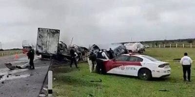 Al menos 13 muertos tras un accidente de tráfico en México