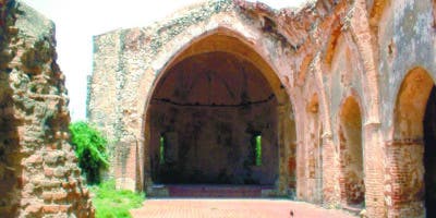 Ruinas de la iglesia original del convento San Francisco