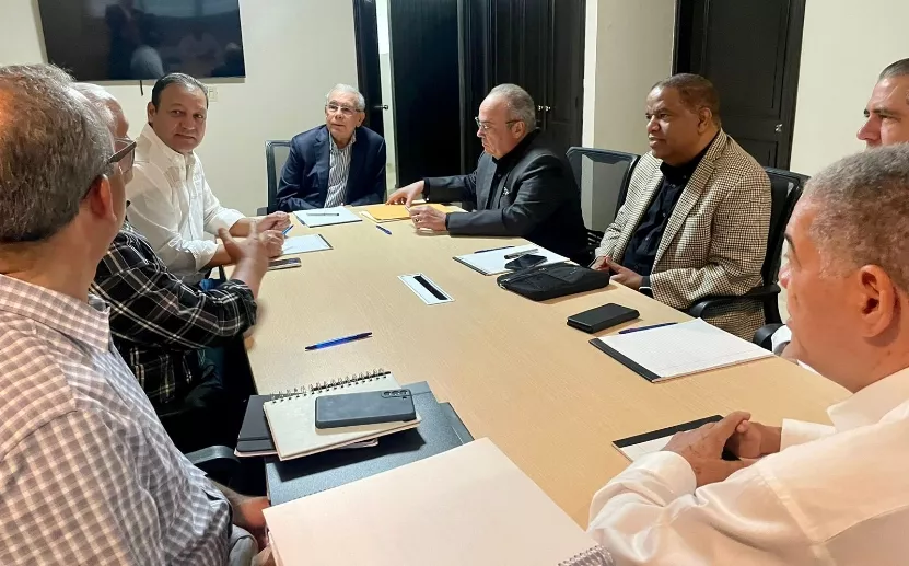 La reunión de  comisión que se realizó ayer.