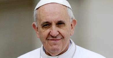 Papa reza por mejor destino de Ucrania