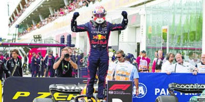 Verstappen continúa firme al frente del mundial de  F1