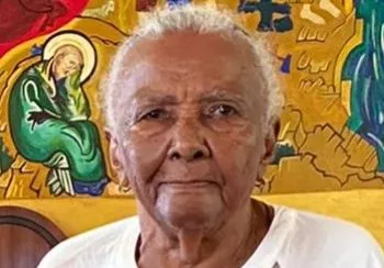 Antonia Ureña (Doña Toñita)