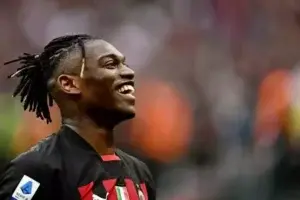 Rafael Leão, el futbolista que cambió el balón por la música