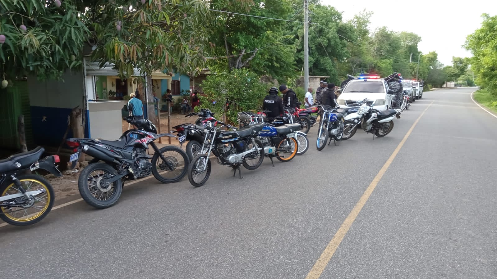 Policía desmantela banda organizadora de carreras clandestinas de motocicletas en San Cristóbal