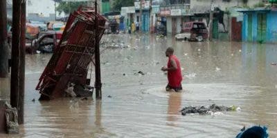 Unas 118 viviendas resultaron anegadas y 590 personas fueron desplazadas por fuertes lluvias