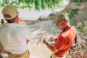 Sur Futuro y el Servicio Geológico Francés inician estudio de aguas subterráneas en la cuenca Yaque del Sur