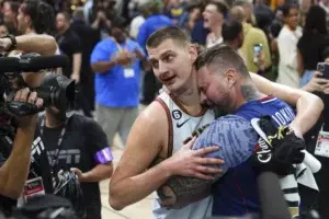 Nikola Jokic- “Estoy feliz por todos mis compañeros»