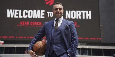 Los Toronto Raptors presentan a Darko Rajakovic como su nuevo entrenador