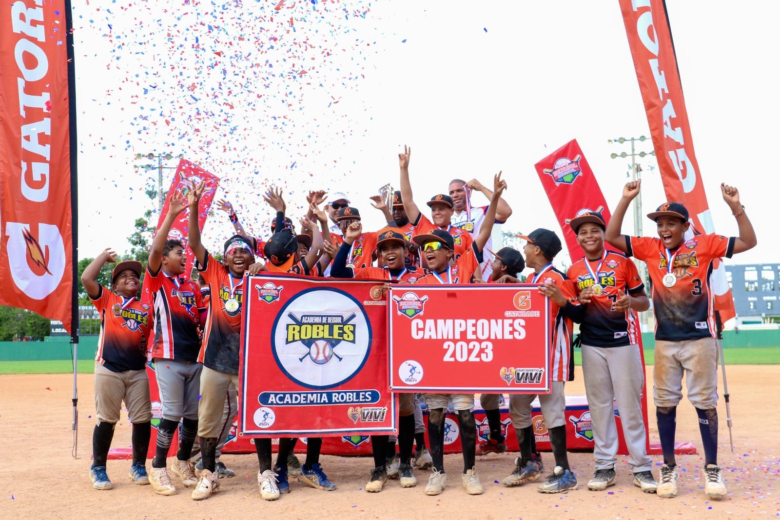 Los Robles se proclaman campeones del Rally de Béisbol Infantil