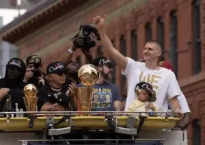 Imágenes de la celebración de los Nuggets tras ganar título NBA