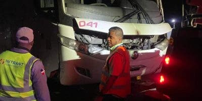 Intrant impone 200 mil pesos de multa a empresa de transporte involucrada accidente en la Autopista Duarte