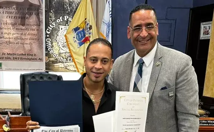 Manny Rodríguez recibe distinción en New Jersey