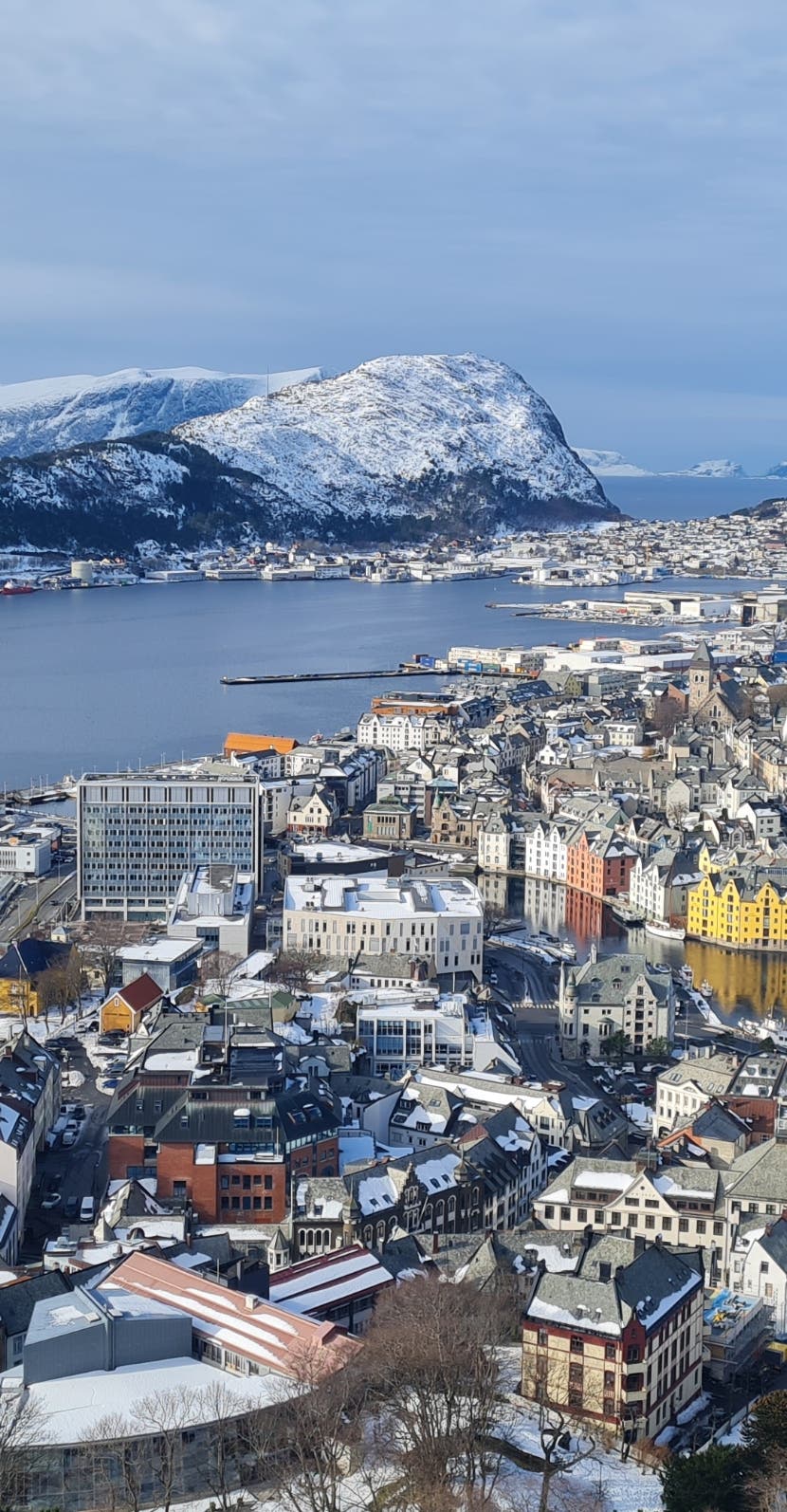 Ålesund, ciudad que cautiva por su  arquitectura “art nouveau”
