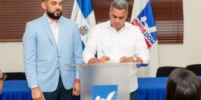 Autoridades del INPOSDOM firman “Carta Compromiso” de ética e integridad gubernamental