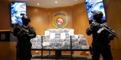 Incautan 338 paquetes de cocaína en Barahona y apresan a dos hombres