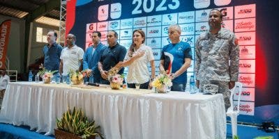 Alcaldesa cita compromiso con el deporte; Asojudina premia más destacados