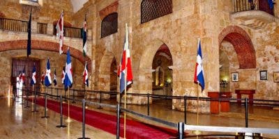 Abinader emite decreto que traspasa el Panteón de la Patria al Ministerio de Cultura