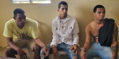 PN apresa 3 personas que trataron de secuestrar hombre que cobró RD$200 mil pesos para llevarlos a PR