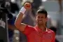 Djokovic rompe su empate con Rafael Nadal al llegar a los 17 cuartos de final del Abierto de Francia