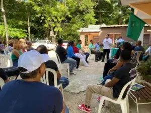 Guillermo Moreno realiza recorrido por San Cristóbal; llama a líderes a trabajar por el cambio que el país necesita