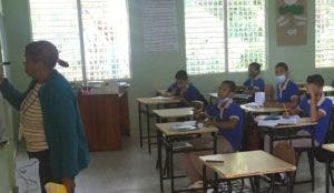 Educación trata bajar  ausentismo en los estudiantes