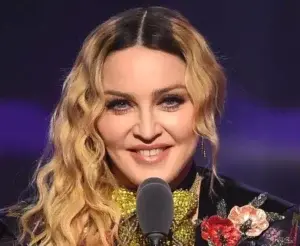 Madonna calificó las demandas por sus tardanzas en conciertos como “acoso público”