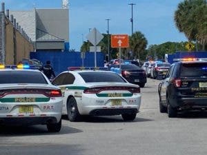 Un muerto y dos heridos durante un tiroteo en un local de Walmart en Florida