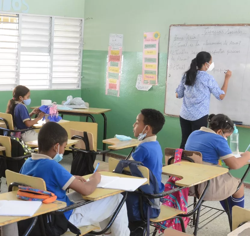 Demanda cupos escuelas se  debe aumento población en ciudades