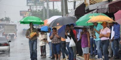 Vaguada provocará lluvias este sábado, según Meteorología