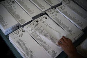 La participación electoral en España llega al 70,18 %, casi cuatro puntos más que en 2019