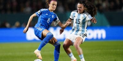 Italia vence a una Argentina que no podrá fallar para alcanzar la siguiente ronda
