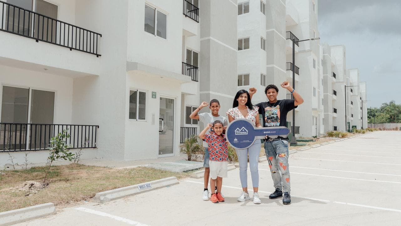 Gobierno entrega  500 apartamentos en “Mi Vivienda Ciudad Modelo”