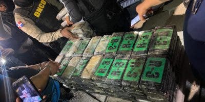 Autoridades ocupan 100 paquetes de cocaína en Barahona