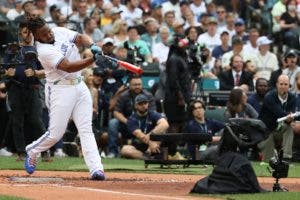 Vladdy Jr se une a Vladimir Sr. como el primer padre e hijo en ganar el Home Run Derby