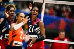 Dominicana vence 3-1 a Puerto Rico y va a semifinal