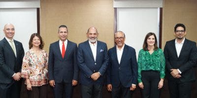 Humano Seguros firma convenio  con ITLA y PCSD