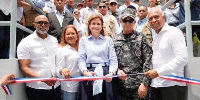 Vicepresidenta inaugura obras en Santo Domingo Este