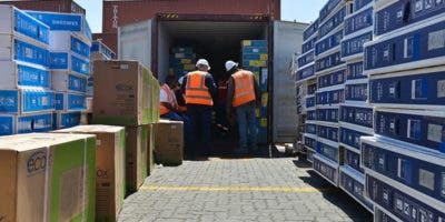 Aduanas ha detectado 75 millones de artículos de contrabando