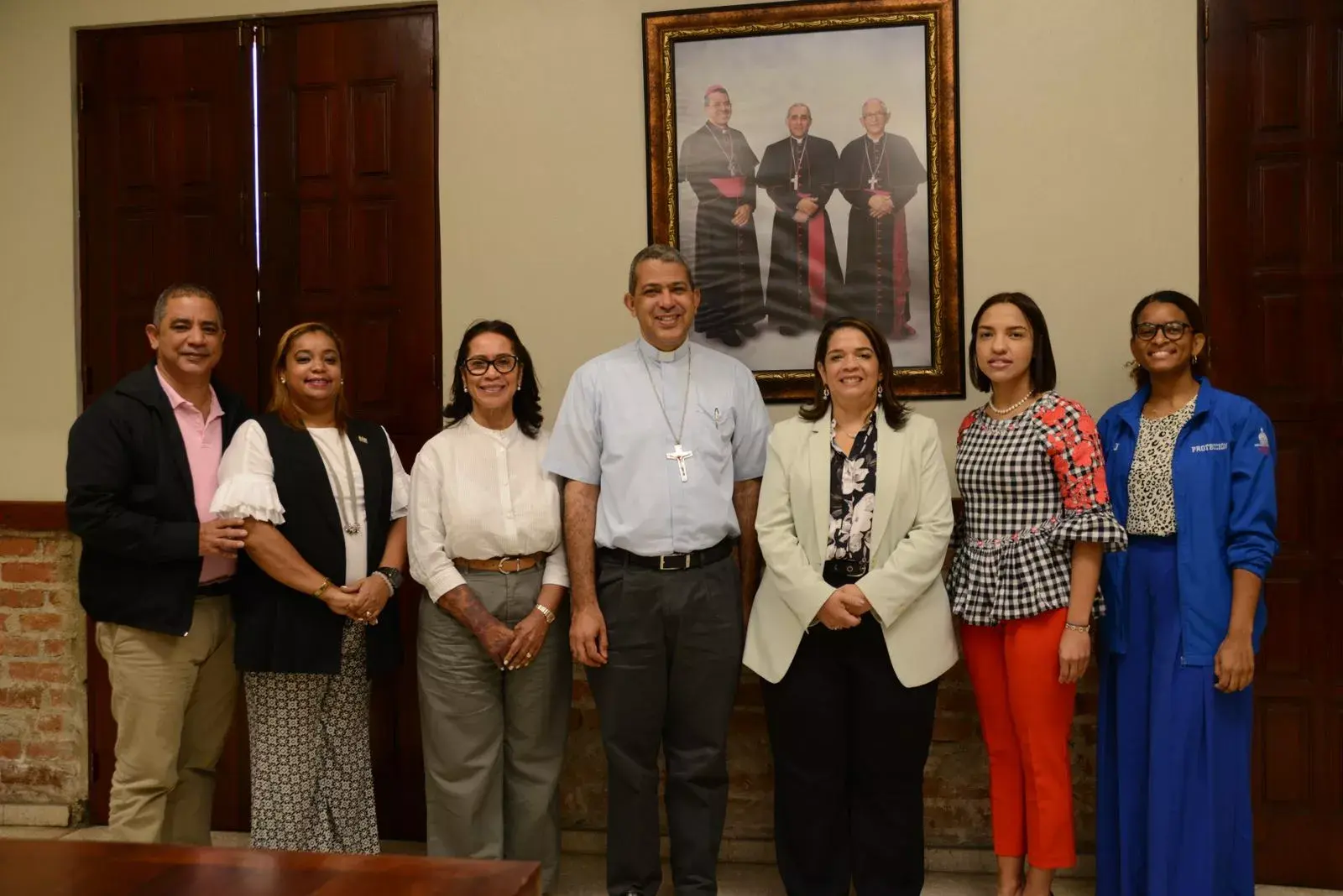 Conani se reúne con Monseñor Tomás Morel Diplán