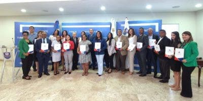 Otorgan 20 becas para Doctorado en Comunicación en Unapec