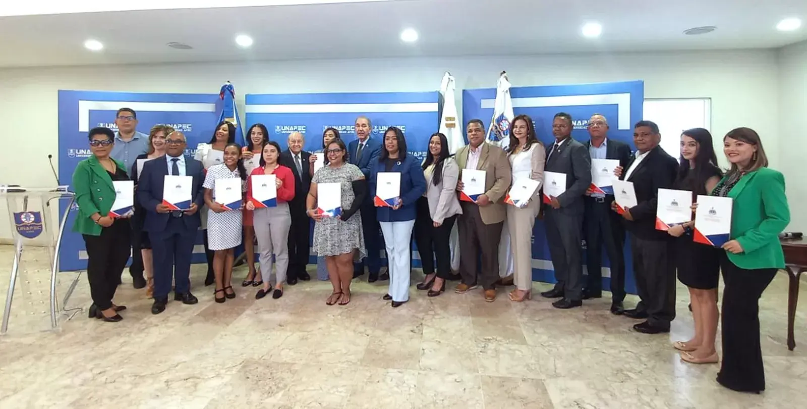 Otorgan 20 becas para Doctorado en Comunicación en Unapec