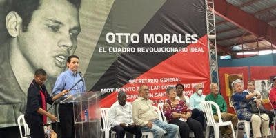 Realizan emotivo homenaje a la vida de Otto Morales