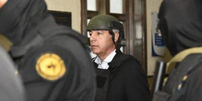 Tribunal ratifica prisión preventiva a exministro Donald Guerrero
