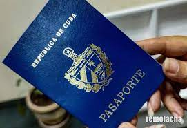 10 años de vigencia a pasaportes cubanos a mayores de 16 años