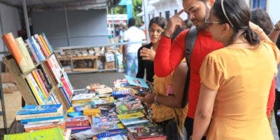 Posponen actos inaugurales de la Feria Internacional del Libro y la Bienal Nacional de Artes Visuales