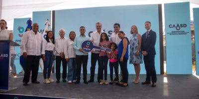 Abinader entrega 200 apartamentos en Guajimía y una subestación eléctrica en zona franca SDO