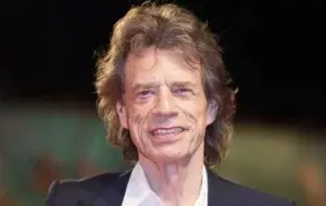 El artista Mick Jagger cumple 80 años sin bajar  ritmo de trabajo