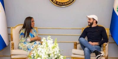 Nayib Bukele contrata a Magali Febles para «potenciar a Miss El Salvador»