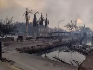 Las impresionantes imágenes de los incendios que han dejado al menos 55 muertos en Hawái