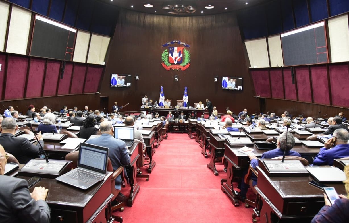 Diputados aprueban el presupuesto modificado